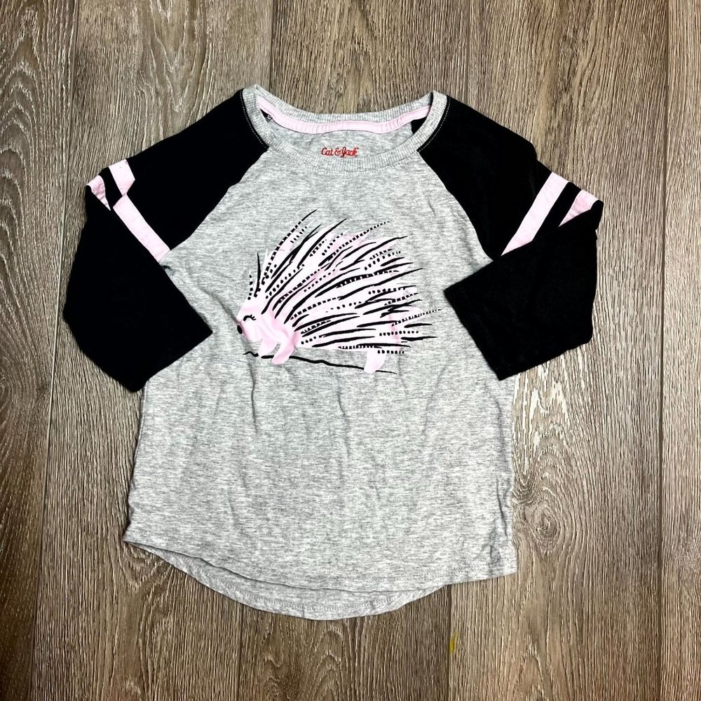 Cat & Jack Hedgehog Tee Size 6 Grey‎ and Pink